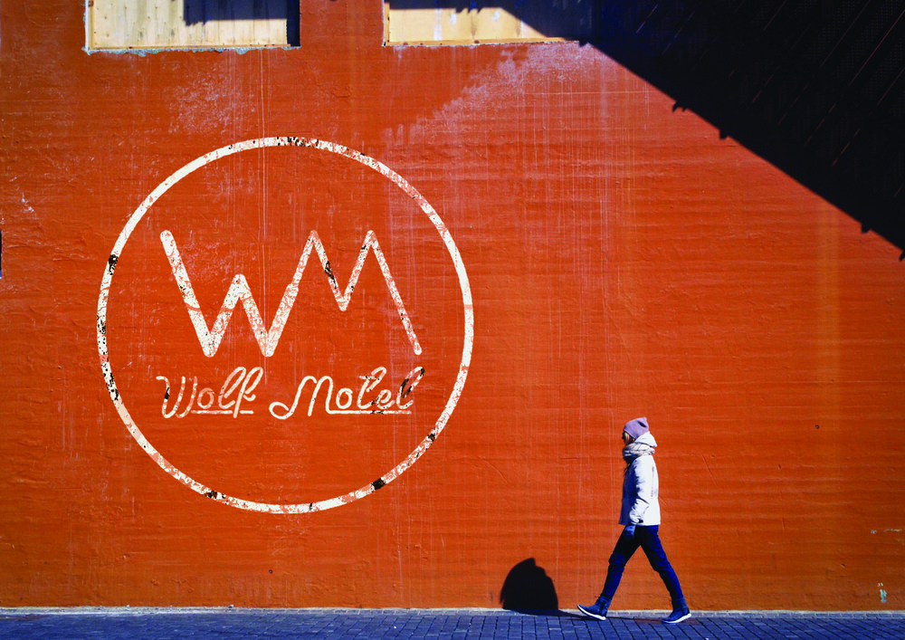 Wolf Motel